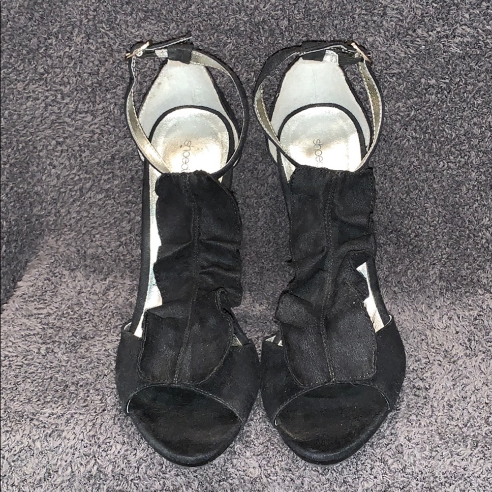 Suede Ruffle Heels - Picture 2 of 5